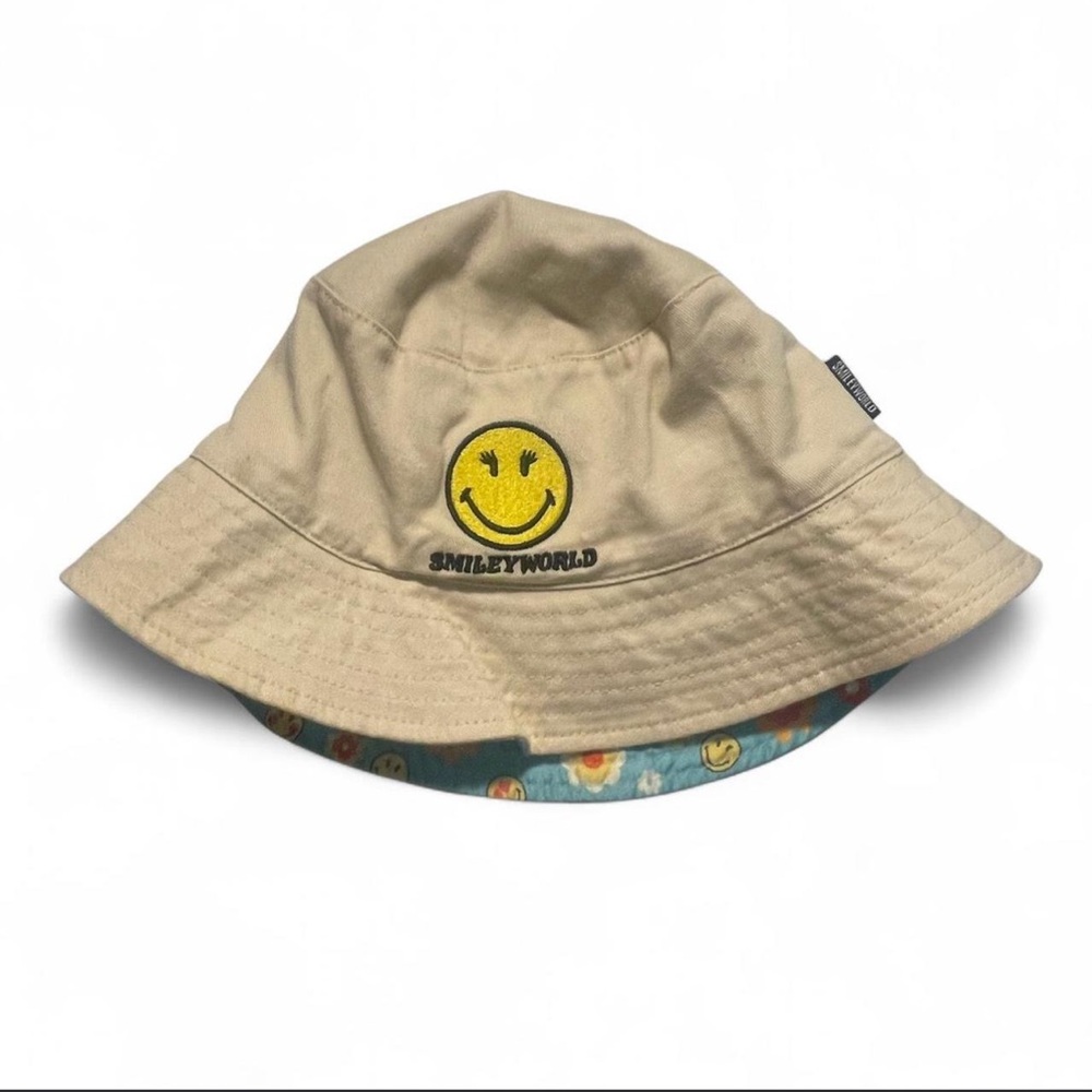 Smiley World Reversible Beige Floral Bucket Hat with Yellow Smile Patch
